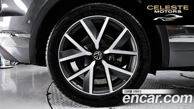 VOLKSWAGEN 33.0 TDI 2021 — photo 6 sur 26