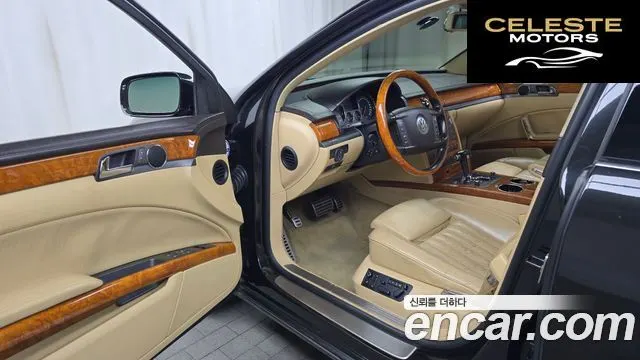 VOLKSWAGEN W12 6.0 LWB 2006 — photo 10 sur 20