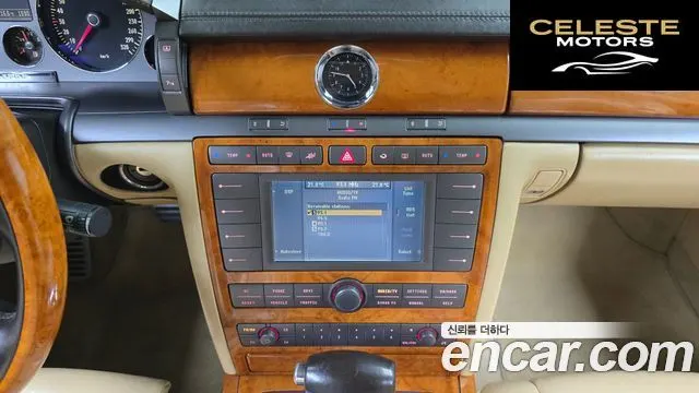 VOLKSWAGEN W12 6.0 LWB 2006 — photo 16 sur 20