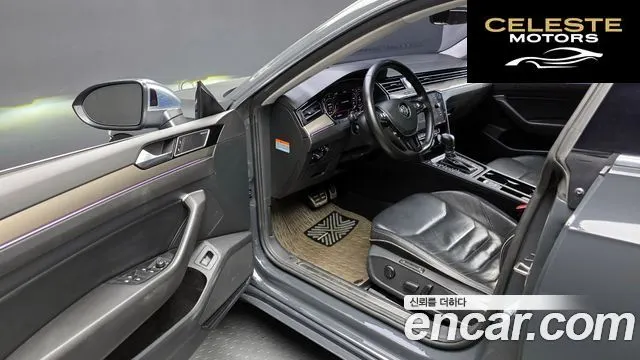 VOLKSWAGEN 2.0 TDI 2019 — photo 11 sur 26