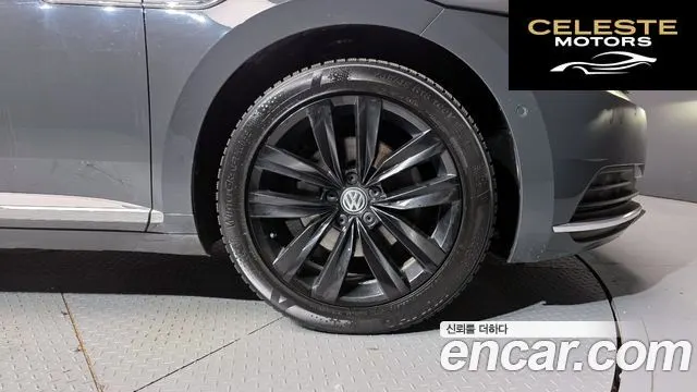 VOLKSWAGEN 2.0 TDI 2019 — photo 5 sur 26