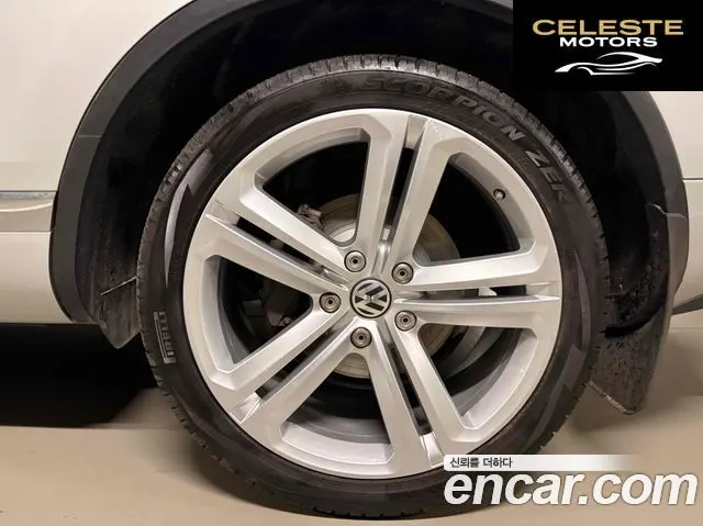 VOLKSWAGEN V6 3.0 TDI 2014 — photo 10 sur 10