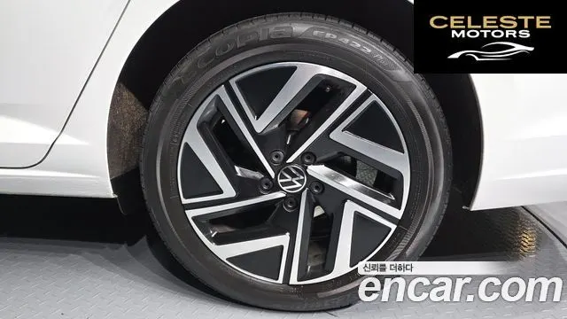 VOLKSWAGEN 71.5 TSI 2023 — photo 5 sur 26