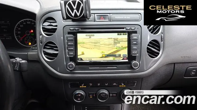 VOLKSWAGEN 2.0 TDI Premium 2016 — photo 14 sur 20