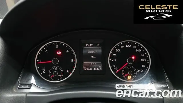 VOLKSWAGEN 2.0 TDI Premium 2016 — photo 8 sur 20