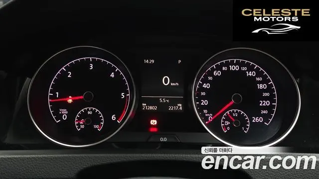 VOLKSWAGEN 72.0 TDI 2016 — photo 8 sur 20