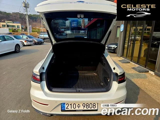 VOLKSWAGEN 2.0 TDI R-LINE 4 2022 — photo 19 sur 26