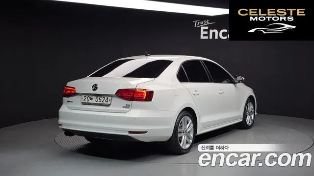 VOLKSWAGEN 2.0 TDI Premium 2015 — photo 2 sur 26