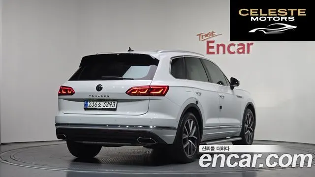 VOLKSWAGEN 33.0 TDI 2023 — photo 2 sur 26