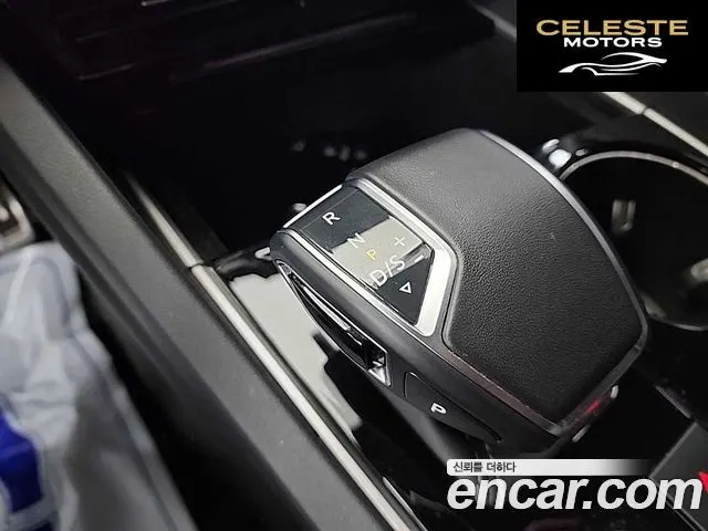 VOLKSWAGEN 33.0 TDI R-Line 2023 — photo 8 sur 25