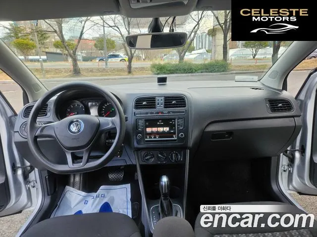 VOLKSWAGEN 1.2 2016 — photo 10 sur 26