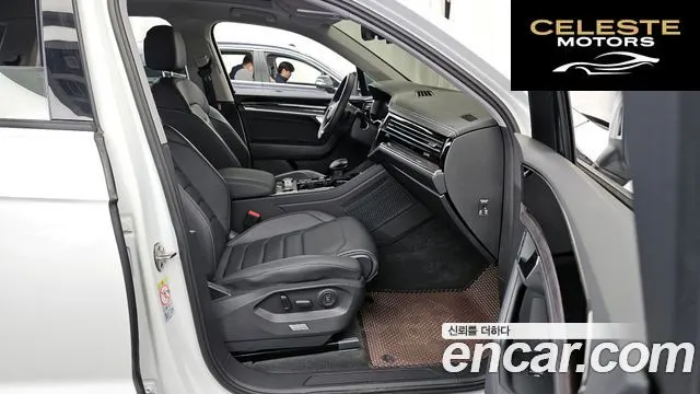 VOLKSWAGEN 33.0 TDI Premium 2023 — photo 11 sur 20