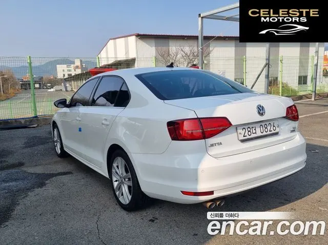 VOLKSWAGEN 2.0 TDI Premium 2016 — photo 18 sur 20