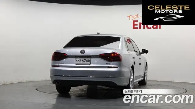 VOLKSWAGEN 2.0 TSI 2018 — photo 4 sur 26