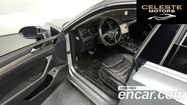 VOLKSWAGEN 2.0 TDI 2019 — photo 10 sur 26