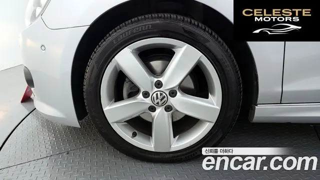 VOLKSWAGEN 62.0 TDI Edition 2013 — photo 5 sur 26