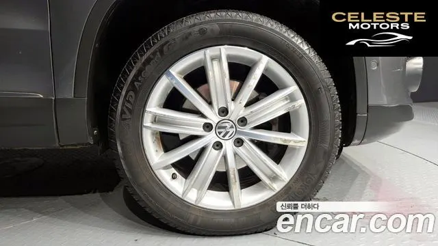 VOLKSWAGEN 2.0 TDI Premium 2015 — photo 5 sur 26