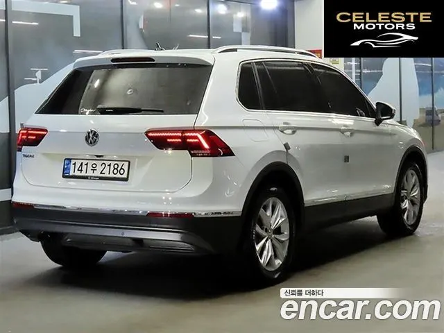 VOLKSWAGEN 22.0 TDI Premium 2020 — photo 4 sur 26