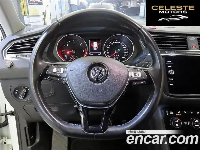 VOLKSWAGEN 22.0 TDI Premium 2020 — photo 8 sur 26