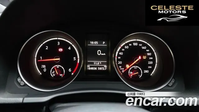 VOLKSWAGEN 2.0 TDI R-Line 2015 — photo 8 sur 20