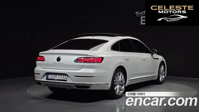 VOLKSWAGEN 2.0 TDI 2023 — photo 2 sur 20
