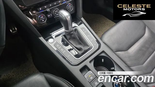 VOLKSWAGEN 2.0 TDI 2019 — photo 9 sur 20