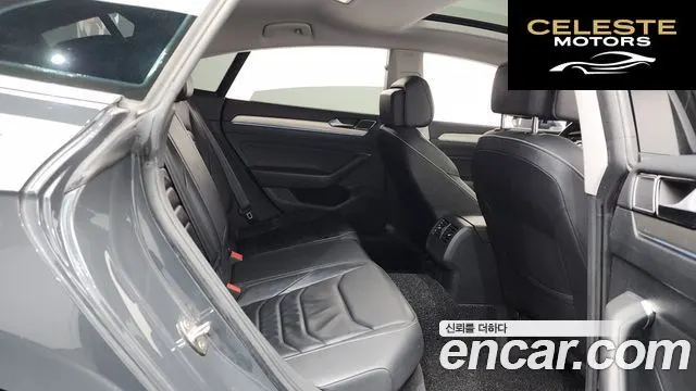 VOLKSWAGEN 2.0 TDI Premium 2019 — photo 12 sur 20