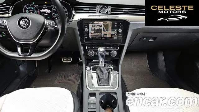 VOLKSWAGEN 2.0 TDI 2019 — photo 14 sur 20