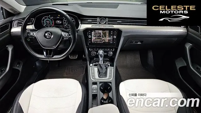 VOLKSWAGEN 2.0 TDI 2019 — photo 7 sur 20