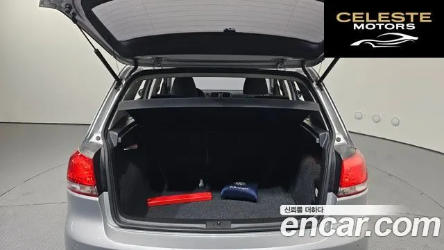 VOLKSWAGEN 61.6 TDI 2012 — photo 20 sur 20