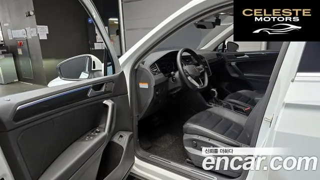 VOLKSWAGEN 22.0 TDI Premium 2022 — photo 11 sur 20