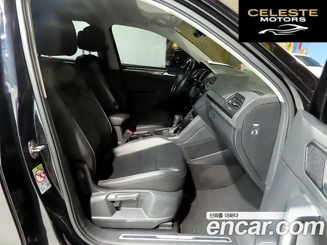 VOLKSWAGEN 22.0 TDI Premium 2020 — photo 12 sur 26