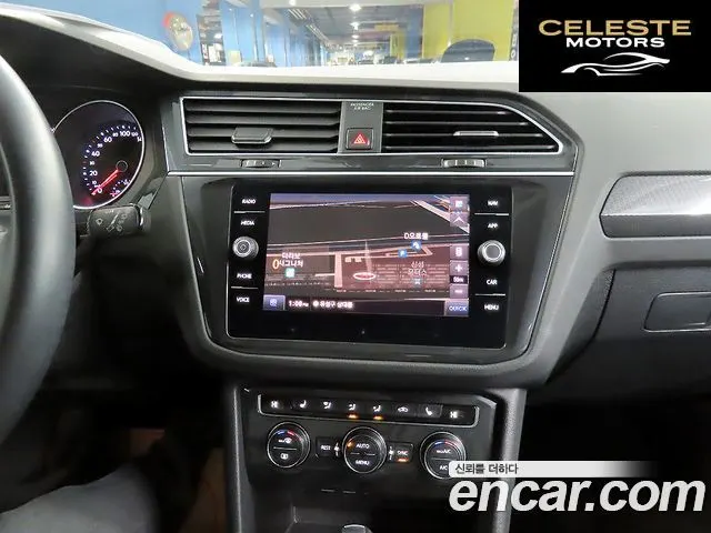 VOLKSWAGEN 22.0 TDI Premium 2020 — photo 18 sur 26