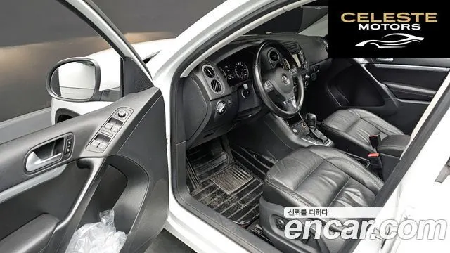 VOLKSWAGEN 2.0 TDI Premium 2014 — photo 12 sur 20