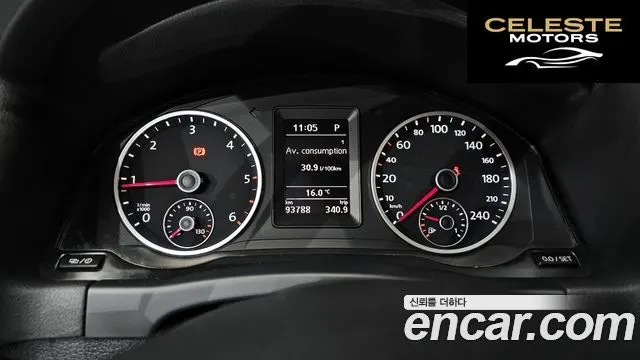 VOLKSWAGEN 2.0 TDI Premium 2014 — photo 8 sur 20