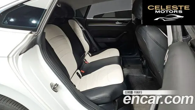 VOLKSWAGEN 2.0 TDI 2019 — photo 12 sur 20