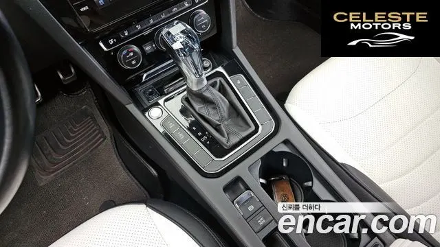 VOLKSWAGEN 2.0 TDI 2019 — photo 9 sur 20