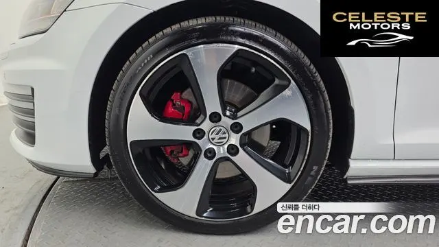 VOLKSWAGEN 72.0 GTI 2015 — photo 5 sur 26