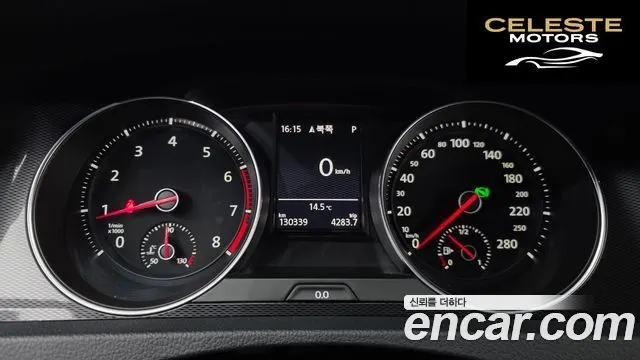 VOLKSWAGEN 72.0 GTI 2015 — photo 8 sur 26