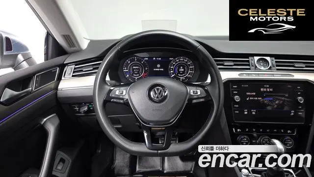 VOLKSWAGEN 2.0 TDI 2019 — photo 12 sur 20