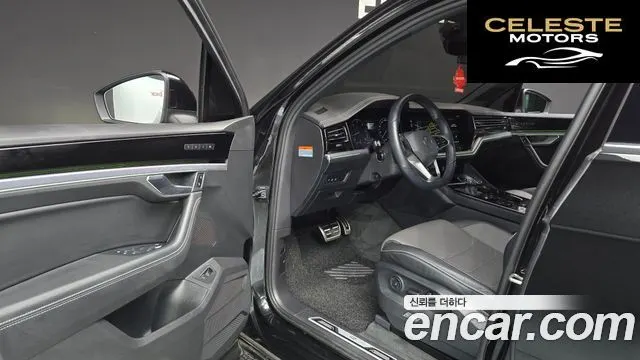VOLKSWAGEN 33.0 TDI R-Line 2023 — photo 10 sur 20