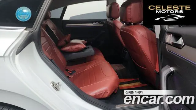 VOLKSWAGEN 2.0 TDI Premium 2019 — photo 12 sur 20