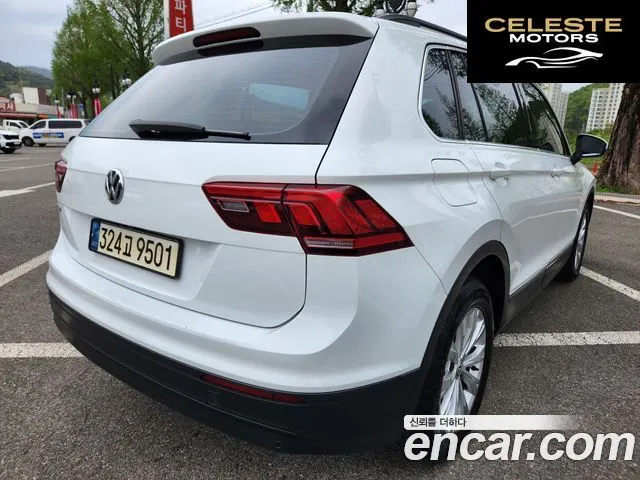 VOLKSWAGEN 22.0 TDI 2018 — photo 3 sur 21