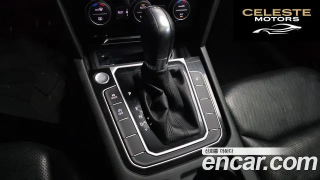 VOLKSWAGEN 2.0 TDI 2019 — photo 9 sur 20