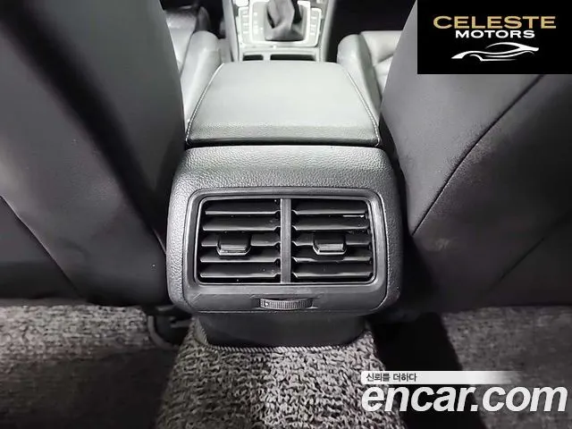 VOLKSWAGEN 71.4 TSI Premium 2014 — photo 13 sur 26