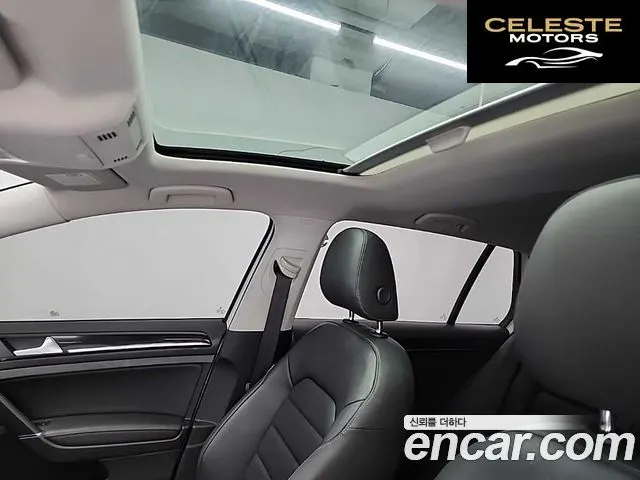 VOLKSWAGEN 71.4 TSI Premium 2014 — photo 14 sur 26
