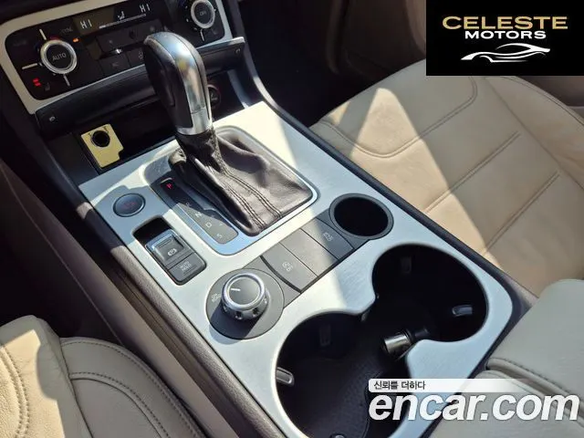 VOLKSWAGEN V6 3.0 TDI 2012 — photo 9 sur 26