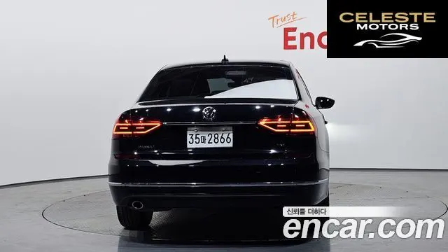 VOLKSWAGEN 2.0 TSI 2018 — photo 4 sur 32