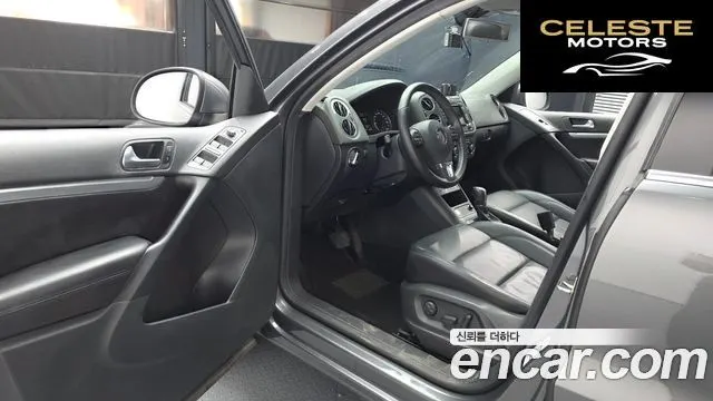 VOLKSWAGEN 2.0 TDI Premium 2013 — photo 10 sur 20
