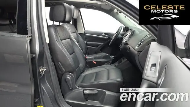 VOLKSWAGEN 2.0 TDI Premium 2013 — photo 11 sur 20